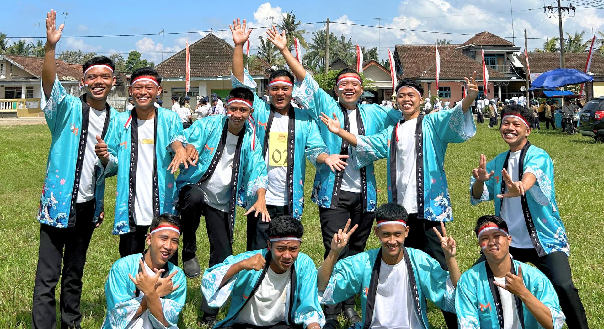 Semarak Gerak Jalan Agustus 2025: PT Hibiki Cendekia Mandala Raih Juara